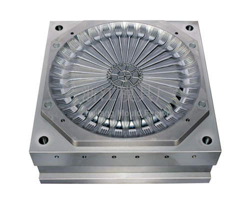 Spoon mould